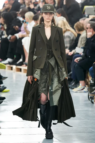 Look 2